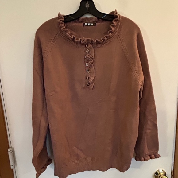 BTFBM Sweaters - BTFBM XL NWOT Viscose Rayon Blend adorable brown sweater Ruffel detail